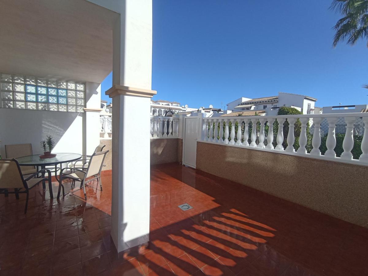 Spectacular Apartment In Punta Prima Alicante Eksteriør billede